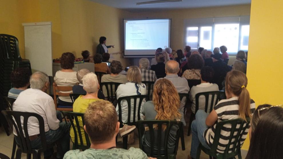 Bona acollida de la presentació del SAIAR a Olost